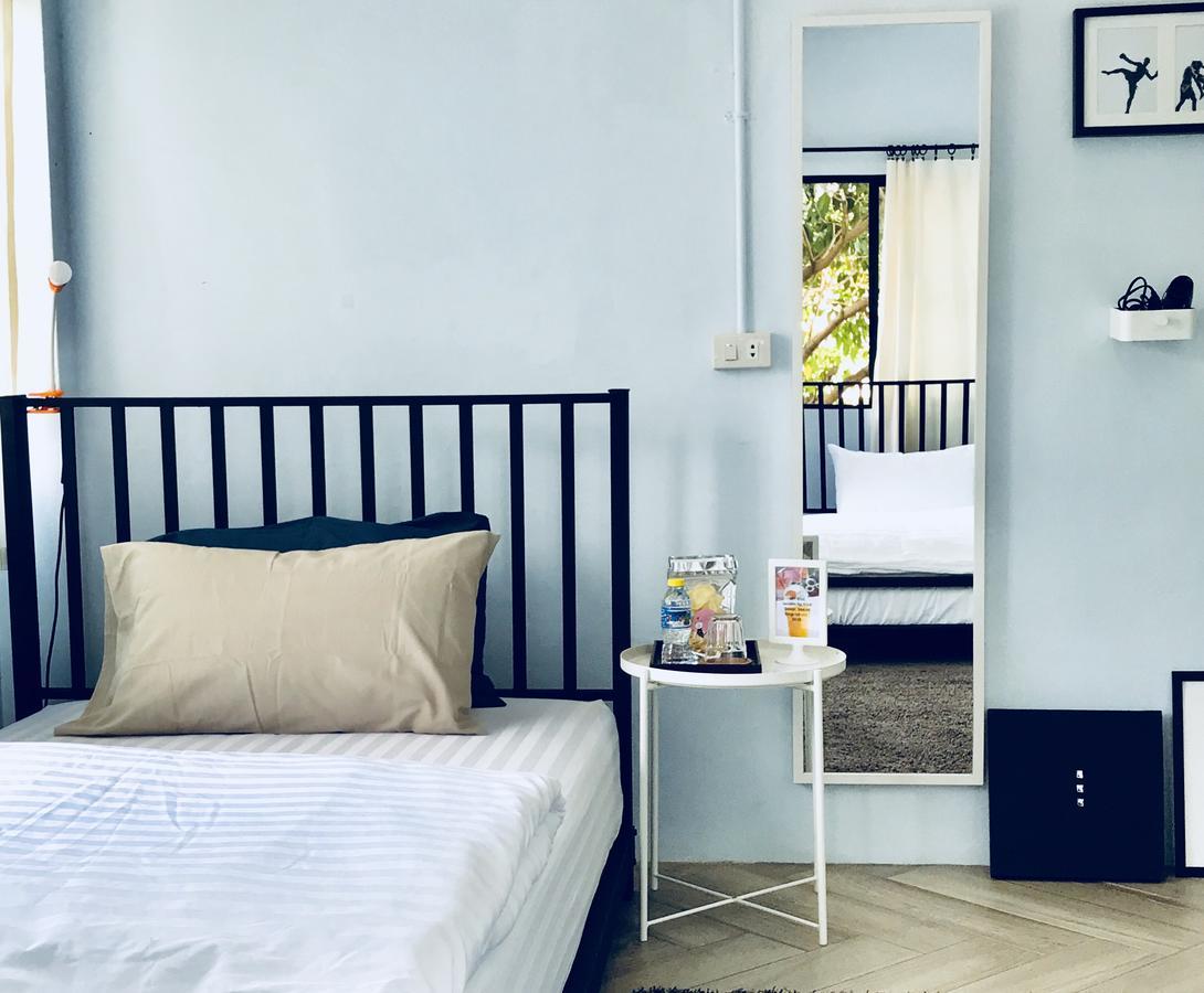 Niitra Hostel Ban Khlong Nang Li Esterno foto